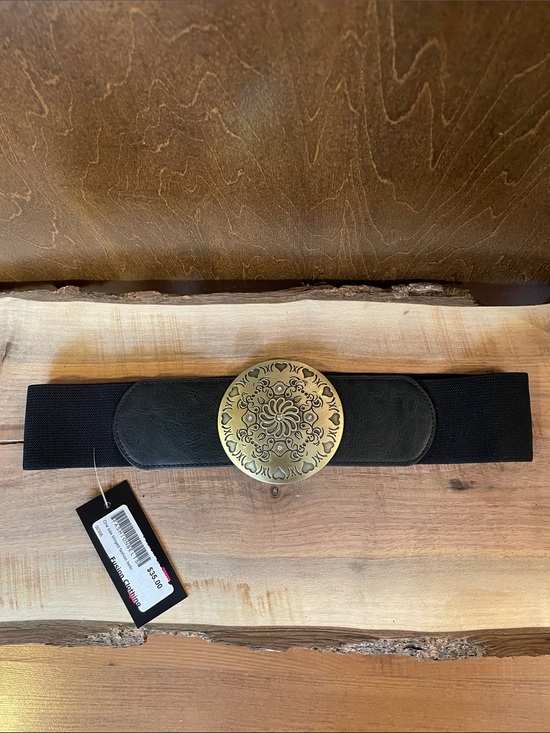 Fusion Clothing Accessories - Fusion Clothing Black Elastic Belt with Decorative Gold Medallion